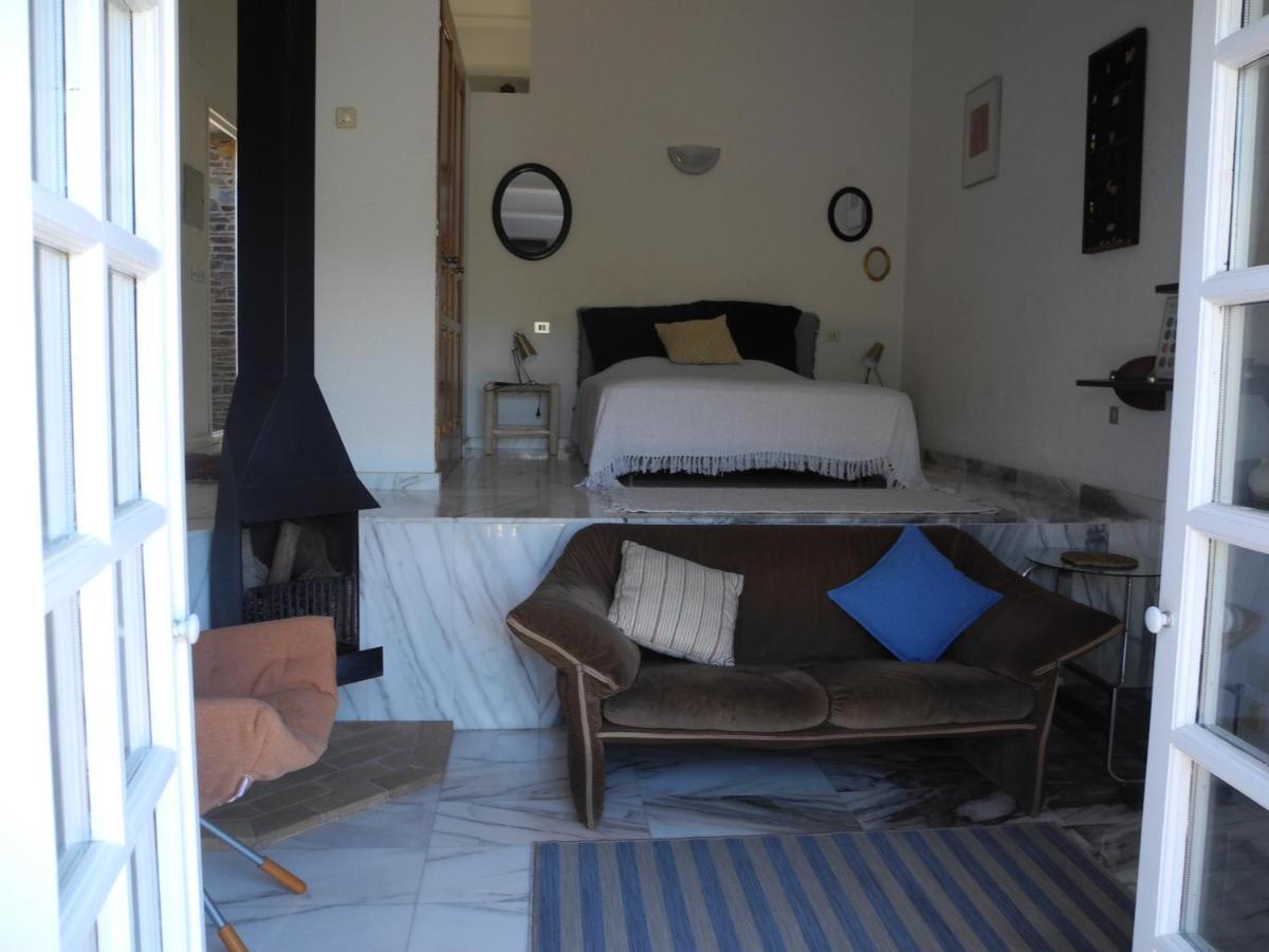 Tranquilos Estudios Cerca De La Playa กาดาเกส ภายนอก รูปภาพ